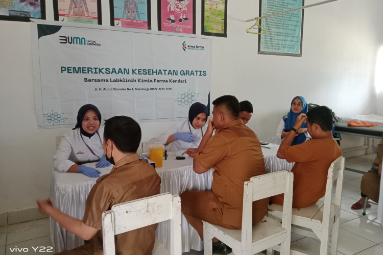 Program BPJS : Pemeriksaan Kesehatan Gratis di SMAN 4 Kendari 