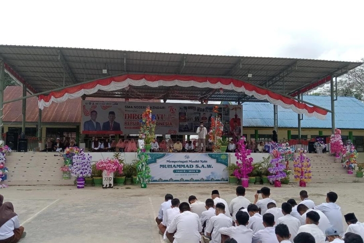 Peringatan Maulid Nabi SAW 2024 di SMAN 4 Kendari